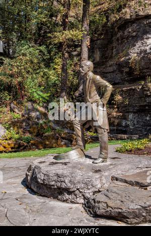 Jack On the Rocks-Statue von Jack Daniel in der Jack Daniel Distillery in Lynchburg, Tennessee Stockfoto