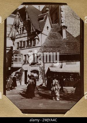 Anonym. Album der Weltausstellung 1900. Schweizer Dorf. 1900. Museum der Schönen Künste der Stadt Paris, Petit Palais. Jahr 1900, Belle Epoque, Universalausstellung 1900 Stockfoto