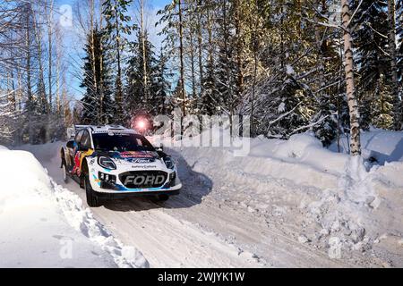 Umeå 20240217Grégoire Munster aus Luxemburg mit dem belgischen Beifahrer Louis Louka tritt am Februar in Umea, Schweden, auf der 12. Etappe der Rallye Schweden, der zweiten Runde der FIA-Weltmeisterschaft, mit ihrem Ford Puma Rally1 Hybrid an. 17, 2024. Foto: PEO Möller/LocalEyes/TT Code 11549 Credit: TT News Agency/Alamy Live News Stockfoto