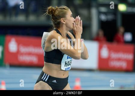 Rebekka Haase (Sprintteam Wetzlar) nach dem 60-Meter-Rennen bei den Deutschen Hallenathletik-Meisterschaften 2024 in der Quarterback Immobilien Arena, Leipzig (Sven Beyrich/SPP) Credit: SPP Sport Pressefoto. /Alamy Live News Stockfoto