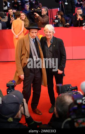 Alexander Scheer und Andreas Dresen, Roter Teppich - Film IN LIEBE, EURE HILDE von Andreas Dresen. Berlinale Filmfestival PK *** Alexander Scheer und Andreas Dresen, Roter Teppich Film IN LIEBE, EURE HILDE von Andreas Dresen Berlinale Filmfestival PK Stockfoto