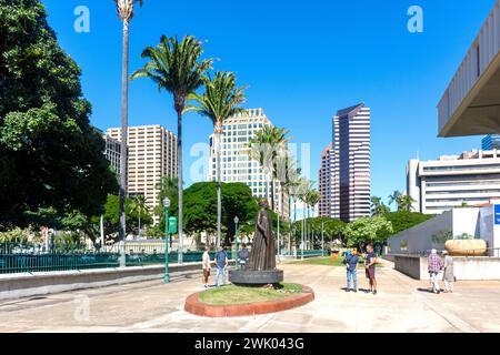 Königin Lili'uokalani Statue vor dem Hawaii State Capitol, Beretania Street, Honolulu, Oahu, Hawaii, Vereinigte Staaten von Amerika Stockfoto