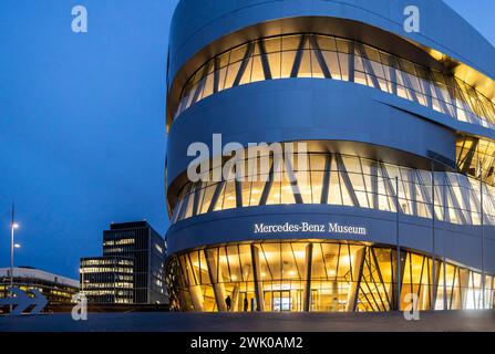 Mercedes-Benz Group AG, Mercedes-Benz Museum. // 15.02.2024: Stuttgart, Baden-Württemberg, Deutschland, Europa *** Mercedes Benz Group AG, Mercedes Benz Museum 15 02 2024 Stuttgart, Baden Württemberg, Deutschland, Europa Stockfoto