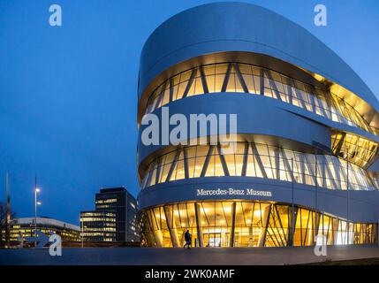 Mercedes-Benz Group AG, Mercedes-Benz Museum. // 15.02.2024: Stuttgart, Baden-Württemberg, Deutschland, Europa *** Mercedes Benz Group AG, Mercedes Benz Museum 15 02 2024 Stuttgart, Baden Württemberg, Deutschland, Europa Stockfoto