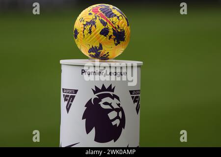 Newcastle upon Tyne, Großbritannien. Februar 2024. Match Ball während des Premier League Spiels in St. James' Park, Newcastle Upon Tyne. Der Bildnachweis sollte lauten: Nigel Roddis/Sportimage Credit: Sportimage Ltd/Alamy Live News Stockfoto