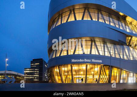 Mercedes-Benz Group AG, Mercedes-Benz Museum. // 15.02.2024: Stuttgart, Baden-Württemberg, Deutschland, Europa *** Mercedes Benz Group AG, Mercedes Benz Museum 15 02 2024 Stuttgart, Baden Württemberg, Deutschland, Europa Stockfoto