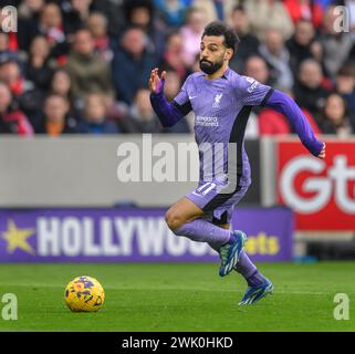 Brentford gegen Liverpool - Premier League - GTECH Community Stadium - 17. Februar 2024. Mo Salah in Aktion im GTECH Community Stadium. Bildnachweis: Mark Pain / Alamy Live News Stockfoto