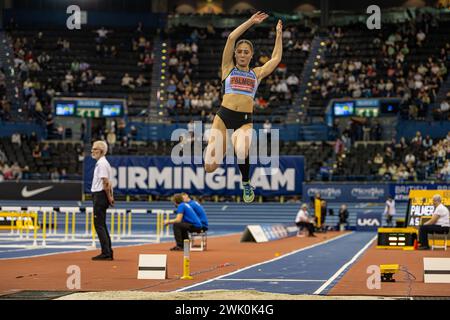 Utilita Arena, Birmingham, Großbritannien. Februar 2024. 2023 Microplus UK Leichtathletik Indoor Championships Tag 1; Molly Palmer von Thames Valley Harriers in Aktion im Weitsprung, wo sie die dritte Position belegte: Action Plus Sports/Alamy Live News Stockfoto
