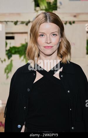 Berlin, Deutschland. Februar 2024. Karoline Schuch kommt zur MMB Party (Medienboard Berlin-Brandenburg) auf dem Holzmarkt während der 74. Berlinale. Annette Riedl/dpa/Alamy Live News Stockfoto