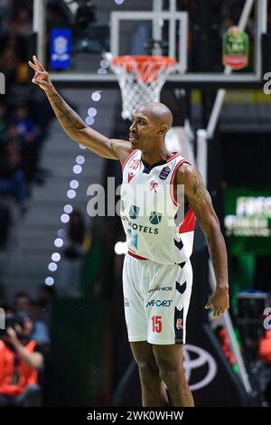 Torino, Italien. Februar 2024. UNAHOTELS Reggio Emilia Jamar Smith gibt beim Halbfinalspiel der Frecciarossa Final Acht Basket zwischen UNAHOTELS Reggio Emilia und GeVi Napoli Basket in Turin Norditalien am Samstag, 17. FEBRUAR 2024. Sport - Basket (Foto: Marco Alpozzi/Lapresse) Credit: LaPresse/Alamy Live News Stockfoto