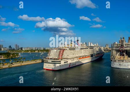 Miami, FL, USA. Januar 2024. Karneval Celebration verlässt Miami für eine Woche karibischer Glückseligkeit, verspricht sonnenverwöhnte Abenteuer, luxuriöse Annehmlichkeiten und unvergessliche Momente auf dem Meer (Foto: © Walter G Arce SR Grindstone Medi/ASP) NUR ZUR REDAKTIONELLEN VERWENDUNG! Nicht für kommerzielle ZWECKE! Stockfoto