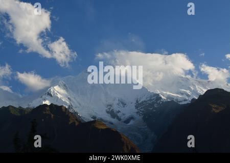 Berge und Essen im nördlichen Teil pakistans. Stockfoto