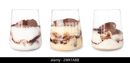 Leckeres Tiramisu-Dessert in Gläsern isoliert auf weiß Stockfoto