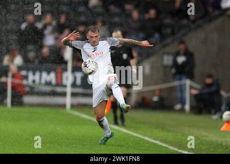 Swansea, Großbritannien. Februar 2024. Josh Tymon aus Swansea City in Aktion. EFL Skybet Meisterschaftsspiel Swansea City gegen Ipswich Town im Stadion Swansea.com in Swansea, Wales am Samstag, den 17. Februar 2024. Dieses Bild darf nur für redaktionelle Zwecke verwendet werden. Nur redaktionelle Verwendung, Bild von Andrew Orchard/Andrew Orchard Sportfotografie/Alamy Live News Credit: Andrew Orchard Sportfotografie/Alamy Live News Stockfoto