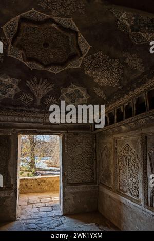 Ein Studentenzimmer in Kukeldash Madrasa, Buchara, Uzbekistán Stockfoto