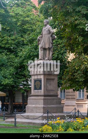 Pilsen, Tschechien - 26. August 2023: Denkmal für Martin Kopecky in den Kopecky Obstgärten in Pilsen. Stockfoto