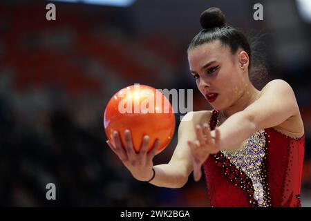 Chieti, Italien. Februar 2024. LYTRAS PANAGIOTA - Gymnasium Catania während der Rhythmischen Gymnastik - Serie A1/A2, Gymnastik in Chieti, Italien, 18. Februar 2024 Credit: Unabhängige Fotoagentur/Alamy Live News Stockfoto