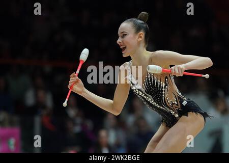 Chieti, Italien. Februar 2024. VARFOLOMEEV DARJA - Raffaello Motto während Rhythmischer Gymnastik - Serie A1/A2, Gymnastik in Chieti, Italien, 18. Februar 2024 Credit: Unabhängige Fotoagentur/Alamy Live News Stockfoto