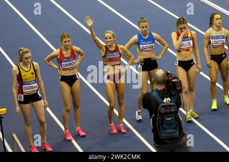 Birmingham, 17. Februar 2024, 1500m Women Heats Start Line - BELL Georgia, Credit: Aaron Badkin/Alamy Live News Stockfoto