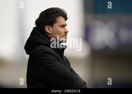 LONDON, ENGLAND - 17. FEBRUAR: Danny Rohl, Manager von Sheffield Wednesday während des Sky Bet Championship Matches zwischen Millwall und Sheffield Wednesday im den am 17. Februar 2024 in London. (Foto: Dylan Hepworth/MB Media) Stockfoto