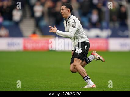 LONDON, ENGLAND - 17. FEBRUAR: Ian Poveda von Sheffield Wednesday während des Sky Bet Championship Matches zwischen Millwall und Sheffield Wednesday in den am 17. Februar 2024 in London. (Foto: Dylan Hepworth/MB Media) Stockfoto