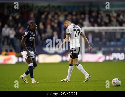 LONDON, ENGLAND - 17. FEBRUAR: Ashley Fletcher von Sheffield Wednesday, nachdem er am 17. Februar 2024 in London eine rote Karte beim Sky Bet Championship-Spiel zwischen Millwall und Sheffield Wednesday im den gezeigt wurde. (Foto: Dylan Hepworth/MB Media) Stockfoto