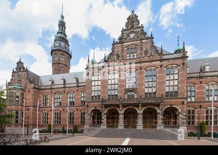 Hauptgebäude der Universität Groningen im Stadtzentrum. Stockfoto