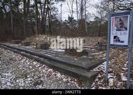 Peenemunde, Deutschland - 10. Januar 2024: Entwicklungs- und Produktionsstandort der V1- und V2-Raketen in Peenemunde während des Zweiten Weltkriegs. Prüfungen an der B Stockfoto