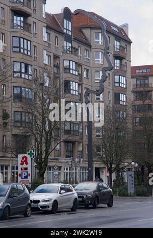 Berlin, Deutschland - 14. Januar 2024: Diese Gedenkstätte erinnert an Georg Elser, der im Münchner Burgerbraukeller mit einem Bombenanschlag Hitler zu ermorden versuchte. Stockfoto