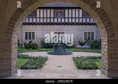 Potsdam, Deutschland - 23. Januar 2024: Im Schloss Cecilienhof fand die Potsdamer Konferenz statt, auf der die Verbündeten das Schicksal des besiegten Dritten REIC verhandelten Stockfoto