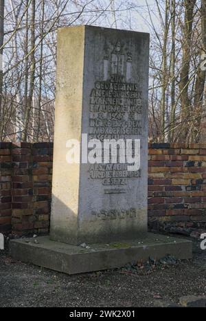 Trobitz, Deutschland - 29. Januar 2024: Der verlorene Gefangenenzug von Bergen Belsen nach Theresienstadt. Sie wurde von russischen Truppen nach langer Freude befreit Stockfoto