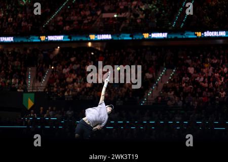 ROTTERDAM - Jannik Sinner (ITA) im Kampf gegen Alex de Minaur (Australien) am letzten Tag des ABN AMRO Open Tennis Turniers in Ahoy. ANP-SCHLEIFMASCHINE KONING Stockfoto