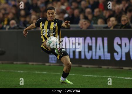 Arnheim, Niederlande. Februar 2024. ARNHEM, NIEDERLANDE - 18. FEBRUAR: Amine Boutrah of Vitesse während des niederländischen Eredivisie-Spiels zwischen Vitesse und FC Volendam im Stadion Gelredome am 18. Februar 2024 in Arnheim, Niederlande. (Foto: Ben Gal/Orange Pictures) Credit: Orange Pics BV/Alamy Live News Stockfoto