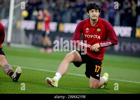 Neapel, Italien. Februar 2024. Foto Alessandro Garofalo/LaPresse 18 febbraio 2024 Frosinone, Italia Sport calcio Frosinone vs Roma - Campionato di calcio Serie A TIM 2023/2024 - stadio Benito Stirpe Nella Foto: Sardar Azmoun(AS Roma); 18. Februar 2024 Frosinone, Italien Sport Fußball Frosinone vs Roma - italienische Fußballmeisterschaft Liga A TIM 2023/2024 - Benito Stirpe Stadion. Auf dem Bild: Sardar Azmoun(AS Roma); Credit: LaPresse/Alamy Live News Stockfoto