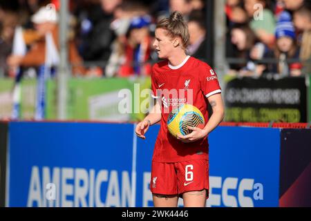 Crawley, Großbritannien. Februar 2024. Während des FA Women's Super League-Spiels zwischen Brighton & Hove Albion Women und Liverpool Women im Broadfield Stadium in Crawley, England am 18. Februar 2024. Foto von Carlton Myrie. Nur redaktionelle Verwendung, Lizenz für kommerzielle Nutzung erforderlich. Keine Verwendung bei Wetten, Spielen oder Publikationen eines einzelnen Clubs/einer Liga/eines Spielers. Quelle: UK Sports Pics Ltd/Alamy Live News Stockfoto