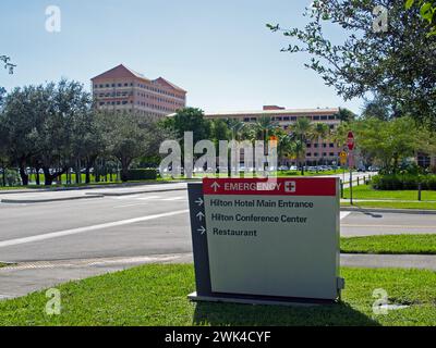 Miami, Florida, Vereinigte Staaten - 20. November 2023: Noteingang zum Baptist Hospital in der Nachbarschaft Kendall. Stockfoto