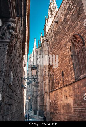 Historische Architektur in Barcelona Stadtbild Foto. Wunderschöne Stadtlandschaften. Torre Mirador und Palau del Lloctinent am Placa del Rei in Stockfoto