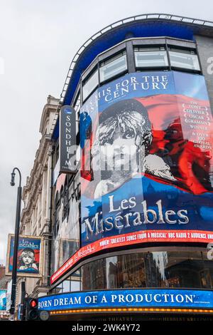 Das Sondheim Theatre (ehemals Queen's Theatre) ist ein West End Theater in der Shaftesbury Avenue in London W1, England Stockfoto