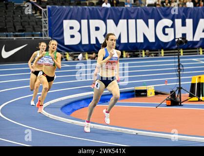 Birmingham, Großbritannien. Februar 2024. MUIR Laura gewinnt die Frauen 3000 m bei den Microplus UK Athletics Indoor Championships in der Utilita Arena in Birmingham. Quelle: LFP/Alamy Live News Stockfoto