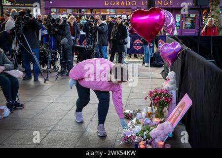 Bei der Mahnwache von Brianna Ghey, einem 16-jährigen britischen Transgender-Mädchen, wurde bei einem vorsätzlichen Angriff von Scarlett Jenkinson und E ermordet Stockfoto