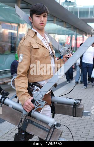 Ein Cosplayer besucht das Japan-Wochenende im Ifema am 2. Februar 2024 in Madrid Stockfoto