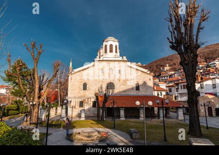 Prizren, Kosovo - 6. Februar 2024: Die Kathedrale des Heiligen Georg in Prizren ist die Kathedrale der serbisch-orthodoxen Eparchie von Rashka und Prizren, loca Stockfoto