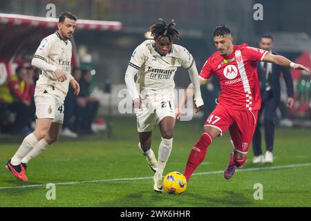 Monza, Italie. Februar 2024. Samuel Chukwueze (AC Milan) während des italienischen Meisterschaftsspiels Serie A zwischen AC Monza und AC Milan am 18. Februar 2024 im U-Power Stadium in Monza, Italien - Foto Morgese-Rossini/DPPI Credit: DPPI Media/Alamy Live News Stockfoto