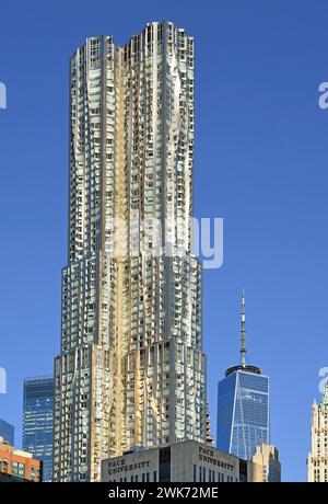 Park Place Tower Wolkenkratzer, im Hintergrund One World Trade Centre, Manhattan, New York City, New York, USA Stockfoto