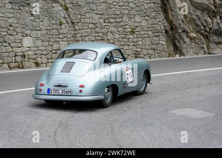 Mille Miglia 2014 oder 1000 Miglia, Nr. 213, Porsche 356 1100 Coupe, Baujahr 1951, Oldtimer-Rennen, San Marino, Italien Stockfoto