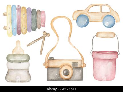 Baby Spielzeug Clipart Set, Aquarell Kinder Kamera, Eimer, hölzerne Auto, Babyflasche und Xylafon Illustration, Vintage Kinderzimmer Eco Spielzeug Clip Art, Neugeborene zu Stockfoto