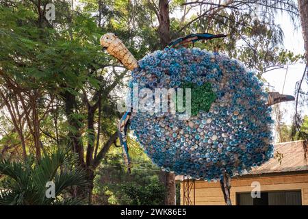 Eine Schildkröte aus Plastikflaschen im Malindi Marine National Park in Kenia Stockfoto