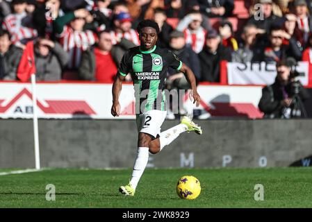 Tariq Lamptey aus Brighton & Hove Albion mit dem Ball während des Premier League-Spiels Sheffield United gegen Brighton und Hove Albion in der Bramall Lane, Sheffield, Großbritannien, 18. Februar 2024 (Foto: Mark Cosgrove/News Images) in Sheffield, Vereinigtes Königreich am 18. Februar 2024. (Foto: Mark Cosgrove/News Images/SIPA USA) Stockfoto
