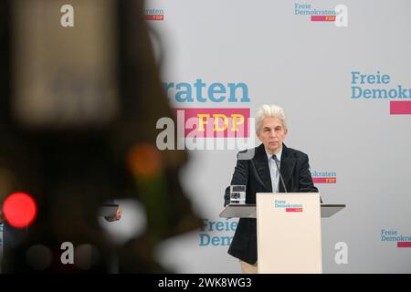 Berlin, Deutschland 19. Februar 2024: Pressekonferenz mit FDP-Generalsekretär und der Spitzenkandidatin zur Europawahl - 19.02.2024 im Bild : Marie-Agnes Strack-Zimmermann FDP *** Berlin, Deutschland 19. Februar 2024 Pressekonferenz mit FDP-Generalsekretär und Spitzenkandidatin zur Europawahl 19 02 2024 im Bild Marie Agnes Strack Zimmermann FDP Copyright: xFotostandx/xReuhlx Stockfoto