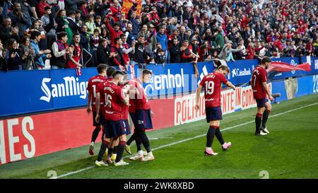 Pamplona, Spanien. Februar 2024. Sport. Fußball/Fußball.das Fußballspiel La Liga EA Sports zwischen CA Osasuna und Cadiz CF fand am 17. Februar 2024 im El Sadar Stadion in Pamplona (Spanien) statt. Kredit: Inigo Alzugaray/Cordon Press Kredit: CORDON PRESS/Alamy Live News Stockfoto